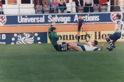 Thorpey scores his second and reveals his correct 2-0 scoreline prediction on the back of his shirt