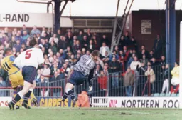 Marshall finishes well