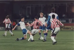 Steve Davis ensures the Hatters keep a clean sheet to secure the 1-0 win