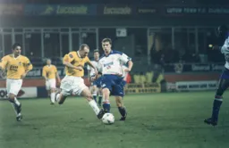Alan White in a tussle for the ball with Ian Holloway