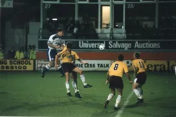 Steve Davis out jumps the opposition