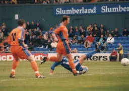 Phil Gray and Tony Thorpe in action