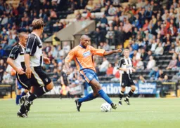 Substitute Emmerson Boyce as composed as ever