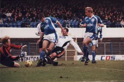 Cardiff defenders manage to stop the Town this time