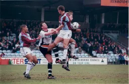 Paul McLaren in the wars again