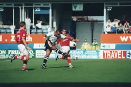 MAIN PHOTOI Mark Stein scores Town`s opening goal