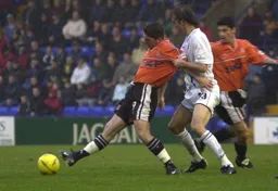 Tony Thorpe being held back