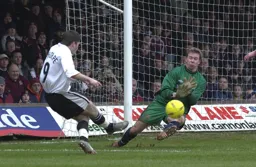 Tony Thorpe takes the shot