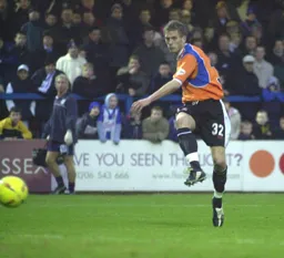 Lee Mansell fires in the equalizer