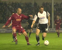 Steve Howard tries to battle though