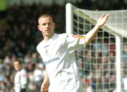 Rowan Vine celebrates his goal