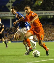 Dean Morgan surges forward