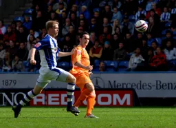 David Bell gets the ball across