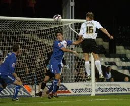 Dave Edwards jumps high but can't convert
