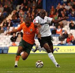 Claude Gnakpa will not let his man past