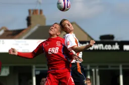 Asa Hall in an aerial duel