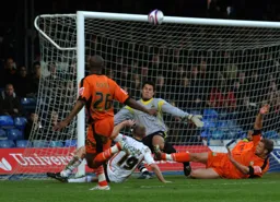 Beckwith spreads himself in the Barnet goal