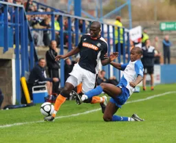 Claude Gnapka makes another galloping overlap run