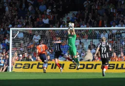 Mark Tyler safely gathers the ball