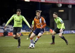 JJ O`Donnell looks for support