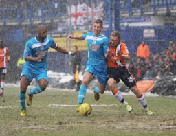 Dave Martin cannot find a way through this time