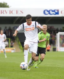 Jonathan Smith charges forward