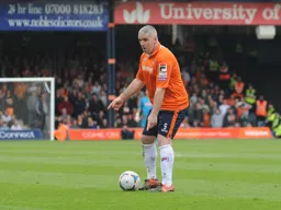 Steve McNulty on the ball