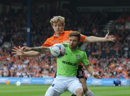 Scott Griffiths putting pressure on