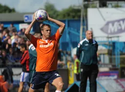 Paul Connolly takes a throw in