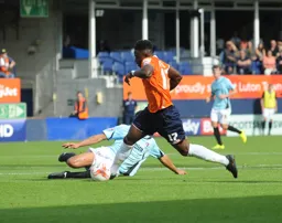 Pelly Mpanzu on one of his rampaging runs