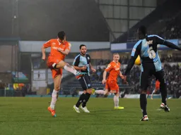 Jonathan Smith powers home