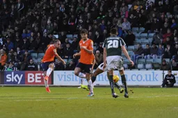 Jake Howells tries his luck