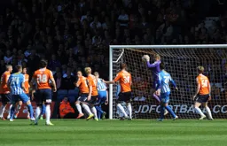 Elliott Justham gathers