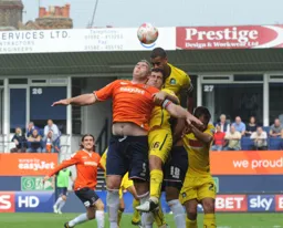Steve McNulty holds off a few