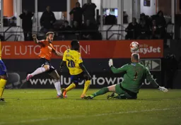 Charlie Walker goes close