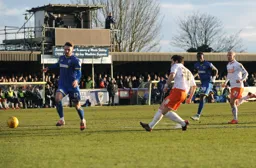 Elliot Lee strokes the ball home