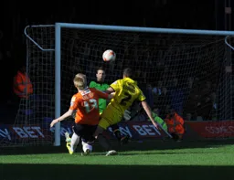 Mark Cullen goes close