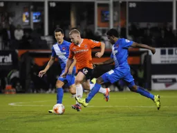 Scott Griffiths escapes the attention of Bradley Pritchard