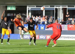 Cameron McGeehan`s header cannot find the target