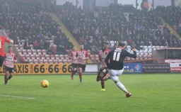 Danny Green puts the Town 2-0 up