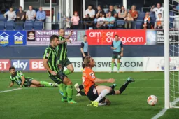 Craig Mackail-Smith goes agonisingly close