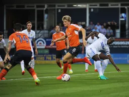 Cameron McGeehan leaves Sol Bamba standing
