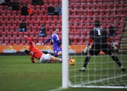 Jack Marriott levells the score at 1-1