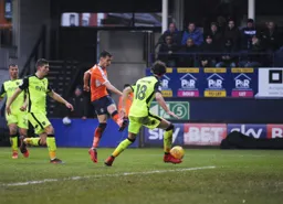 Dan Potts has a go for goal