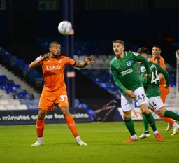 Frankie Musonda heads clear