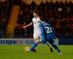 Glen Rea looks to get the better of his marker