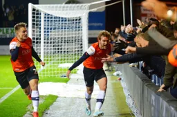 Callum McManaman equalises in the 86th minute