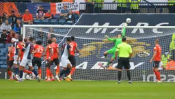 Simon Sluga pulls off an incredible save