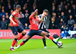 Pelly Ruddock-Mpanzu gets stuck in