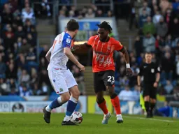 Fred Onyedinma takes on Joe Rankin-Costello